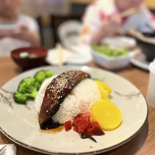 Zeng Sushi Delight