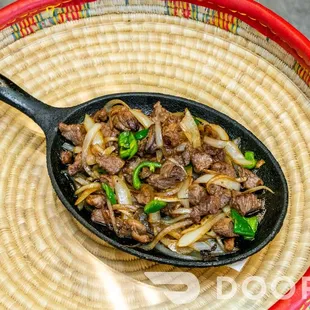 Ye Beg Tibs (Sizzling)