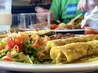 Julio's Café