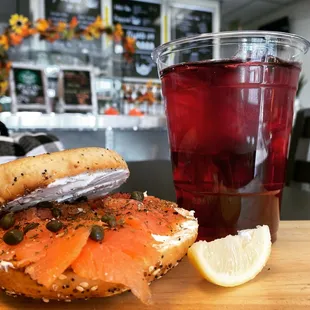 16oz Tea and Lox bagel