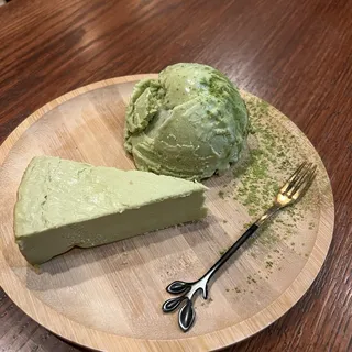 Matcha Cheesecake