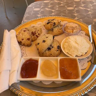 High tea (tea &amp; cream) for two