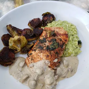 Salmon marsala
