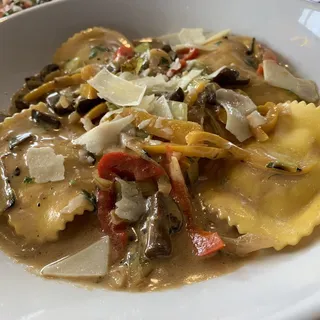 Tuscan Chicken Ravioli