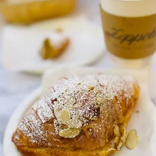 Croissant Almond