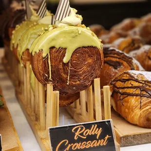 Pistachio rolly croissant