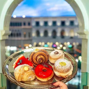 Bombolone Custard Croissant - Plain
