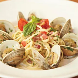 Linguine with Clams Linguine Alle Vongole