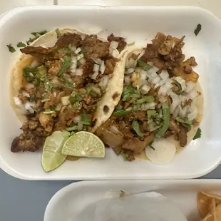 Al pastor tacos