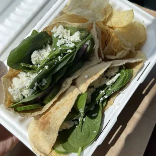 Mediterranean Pita Lunch (sans mushrooms)