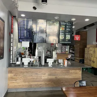 Entry way and service counter.