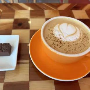 Espresso chocolate and Spice of Life latte (special)