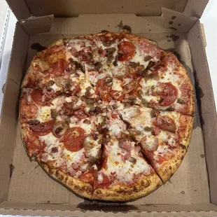 12" Mighty Meaty Pizza