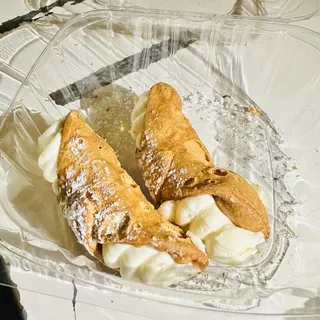 Homemade Cannoli