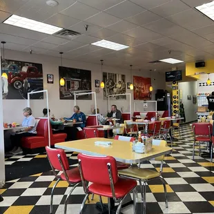 sushi and sashimi, interior