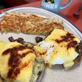 STEAK EGGS BENEDICT