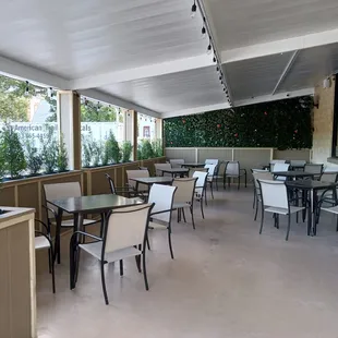 outdoor dining area