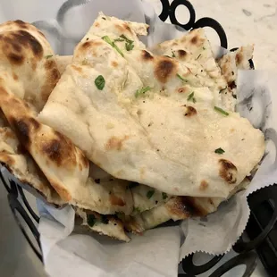 Garlic Naan $4