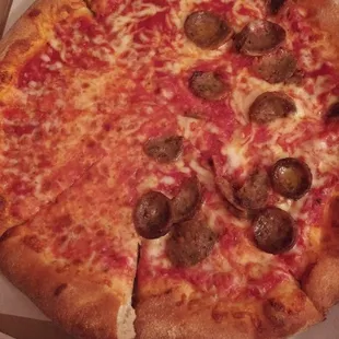 Hot italian sausage and half plain pizza