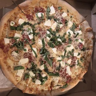 White Margherita Pizza