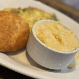 Creole omelette with hot grits and biscuit