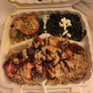 Chicken on rice with mixed vegetables and sautéed spinach!