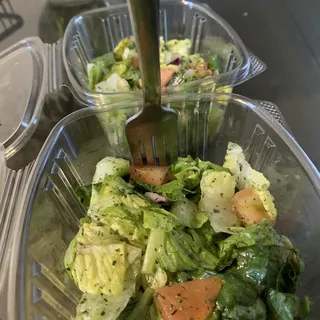 Mediterranean Green Salad