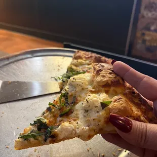 Zesty Zzeeks Pizza and Wings