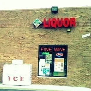 the front of a liquor store