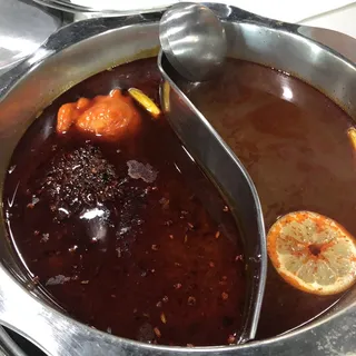 House Special Spicy Soup Base Hot Pot