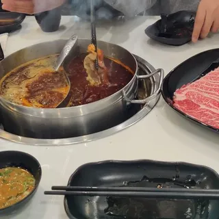 Supreme Lamb Hot Pot