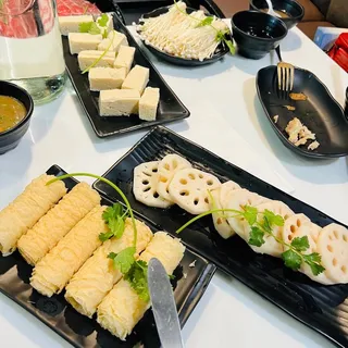 Fried Tofu Skin Roll Hot Pot