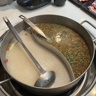 House Special Cumin Soup Base Hot Pot