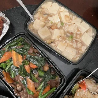 B9. Beef with Chinese Broccoli