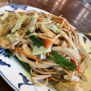 Chicken Lo Mein