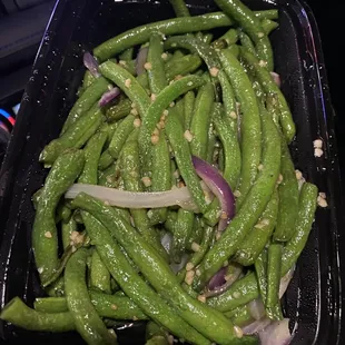 Green String Beans with Garlic Sauce