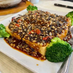 Baked tofu with a delicious sauce