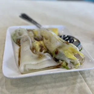Steamed Goose on Rice Roll