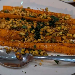 Za&apos;atar roasted carrots
