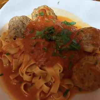 Fettuccine and Meatballs