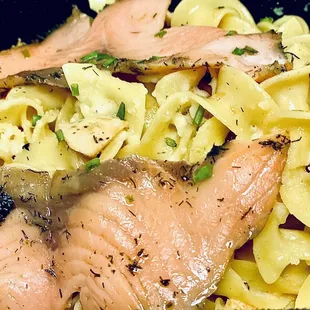 2 Salmon Tagliatelles 5/5 (smoked salmon)