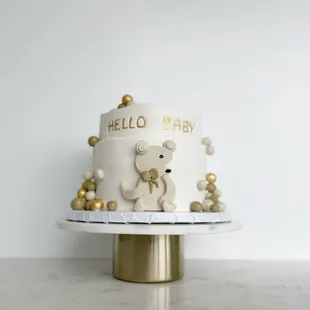 Custom cake. Baby shower cake. Baby bear cake
