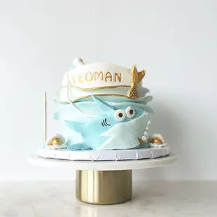Custom cake. Baby shark cake. Birthday cake