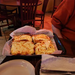 Cheesy garlic bread. YUM!