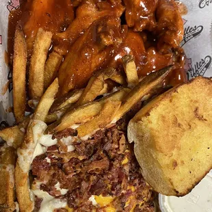 Wing basket with cheese on fries + bacon