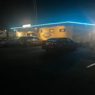 Night live at Ziggis