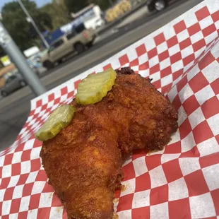 Leq Quarter Spice level:Hot