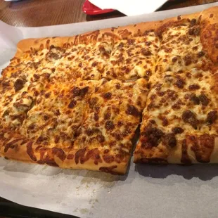 Lunch special - one of the build your own pizza.