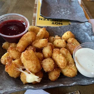 Cheese curds !