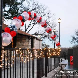 The Clubhouse Scene, Valentine's dance, 2013